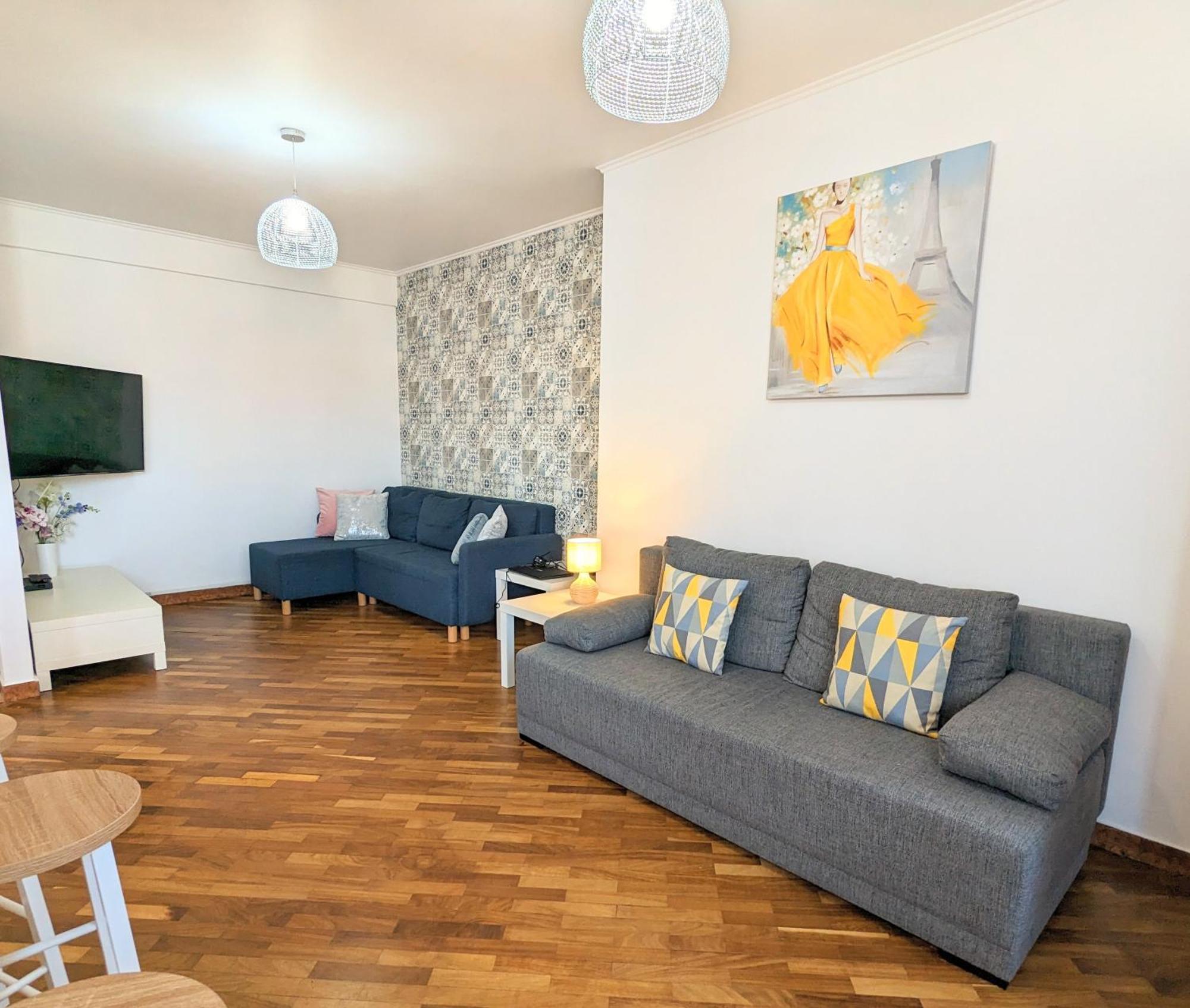 3-Bedroom Apt In Town Square Вроцлав Экстерьер фото